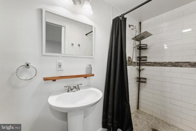 13015 COUNTRY RIDGE DR, Germantown, MD 20874