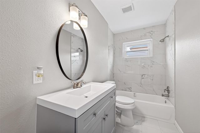 13110 Naples Lane, Stafford, TX 77477