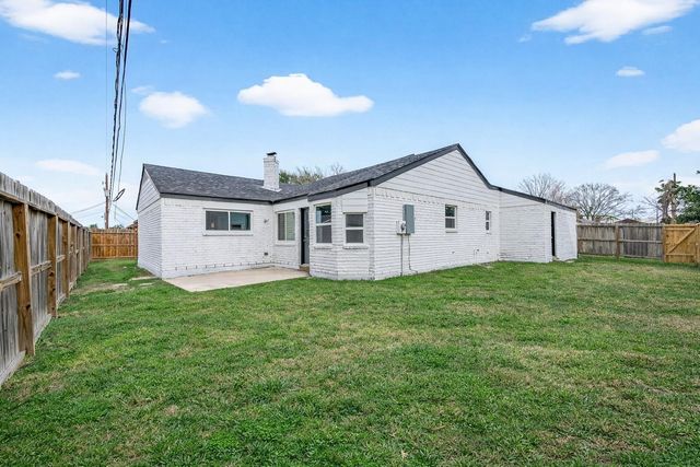 13110 Naples Lane, Stafford, TX 77477