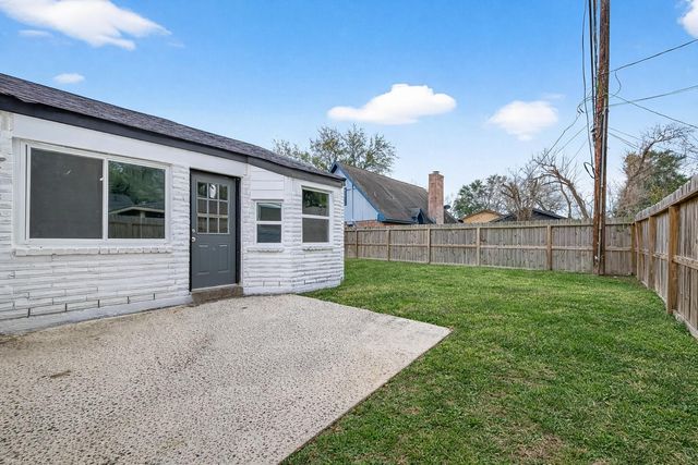 13110 Naples Lane, Stafford, TX 77477