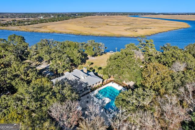 218 Blue Heron Trail, Waverly, GA 31565