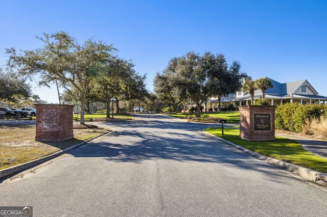 218 Blue Heron Trail, Waverly, GA 31565