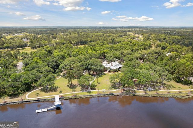 218 Blue Heron Trail, Waverly, GA 31565