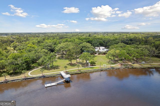 218 Blue Heron Trail, Waverly, GA 31565