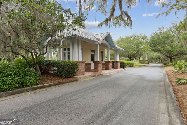 218 Blue Heron Trail, Waverly, GA 31565