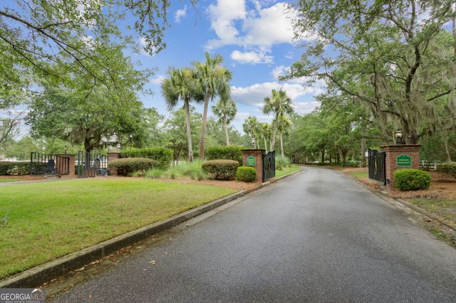 218 Blue Heron Trail, Waverly, GA 31565