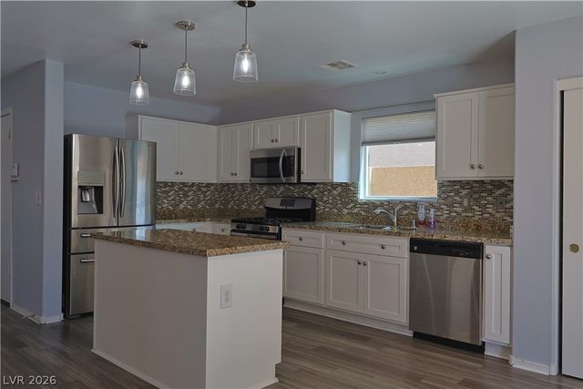 6113 Crystal Talon Street, Las Vegas, NV 89130