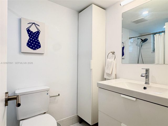 8000 Harding Avenue 7E, Miami Beach, FL 33141