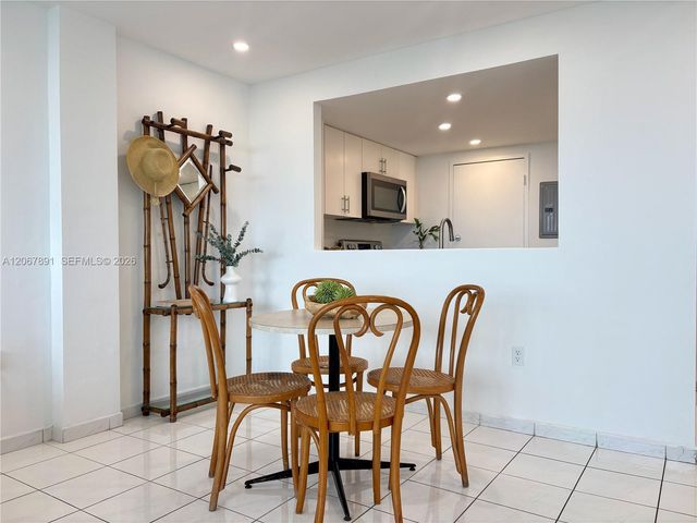 8000 Harding Avenue 7E, Miami Beach, FL 33141