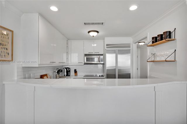 3350 SW 27 AV 2104, Coconut Grove, FL 33133