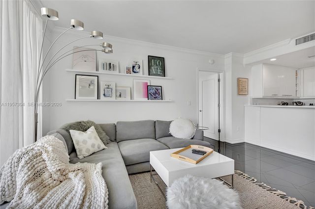 3350 SW 27 AV 2104, Coconut Grove, FL 33133