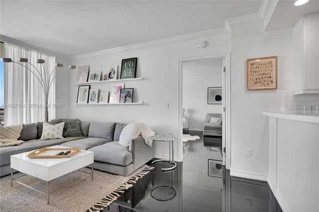 3350 SW 27 AV 2104, Coconut Grove, FL 33133