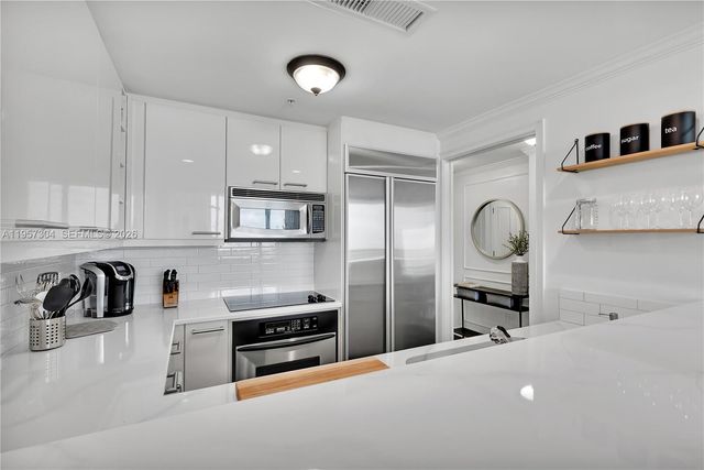 3350 SW 27 AV 2104, Coconut Grove, FL 33133