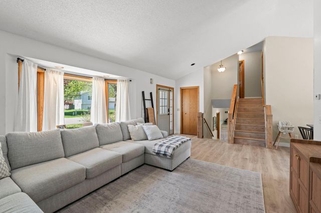 604 4th Street SW, Saint Michael, MN 55376