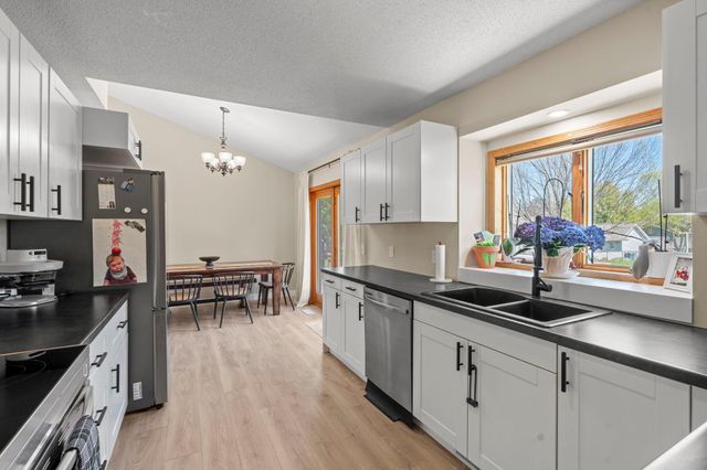 604 4th Street SW, Saint Michael, MN 55376