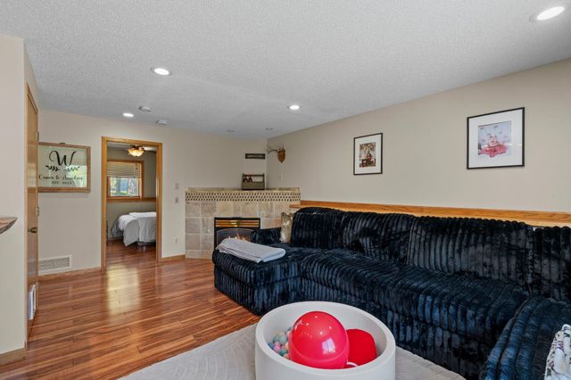 604 4th Street SW, Saint Michael, MN 55376
