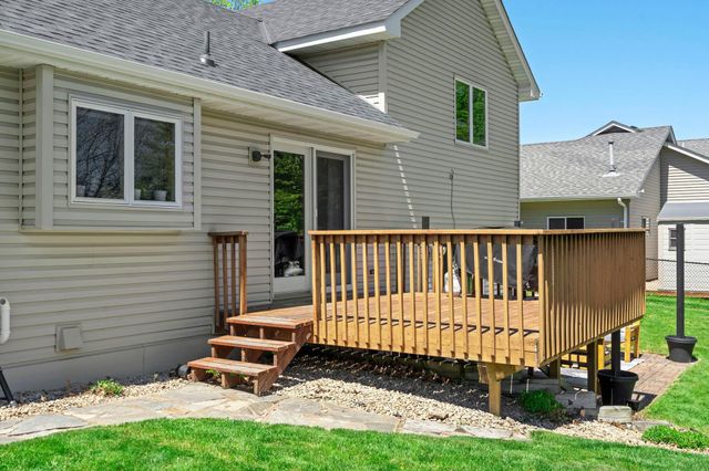 604 4th Street SW, Saint Michael, MN 55376