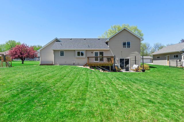 604 4th Street SW, Saint Michael, MN 55376