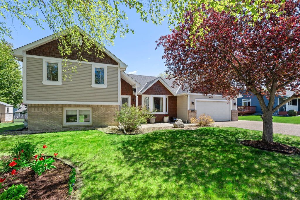 604 4th Street SW, Saint Michael, MN 55376