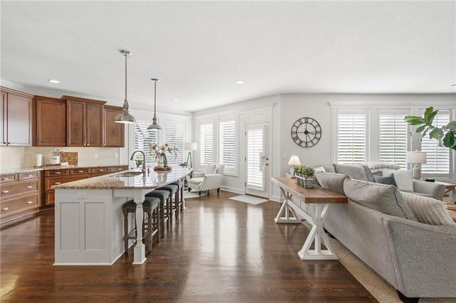 879 S Jaide Lane, Olathe, KS 66061