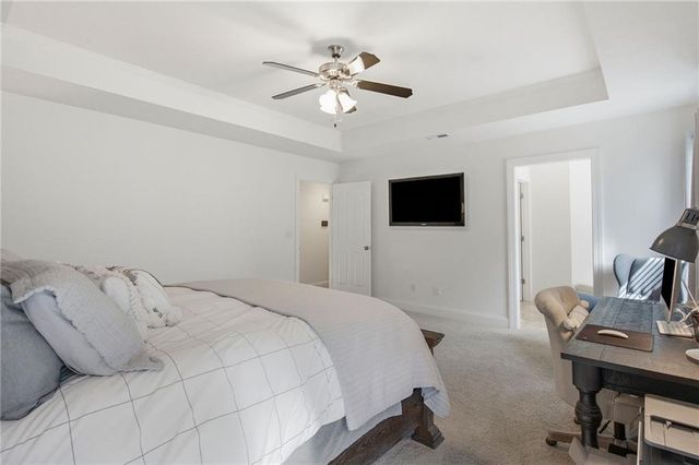 879 S Jaide Lane, Olathe, KS 66061
