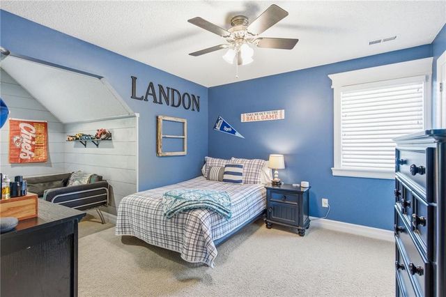 879 S Jaide Lane, Olathe, KS 66061