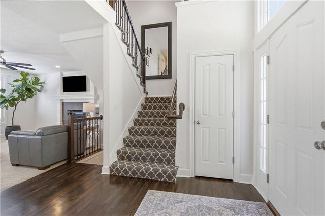 879 S Jaide Lane, Olathe, KS 66061