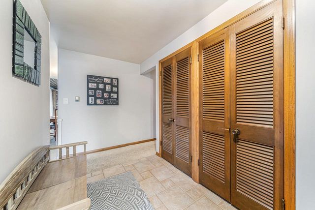 818 Huron AVENUE, Oostburg, WI 53070