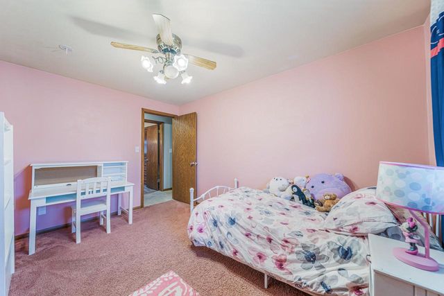 818 Huron AVENUE, Oostburg, WI 53070