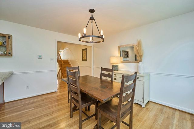 3153 FAIRBURY LN, Fairfax, VA 22031