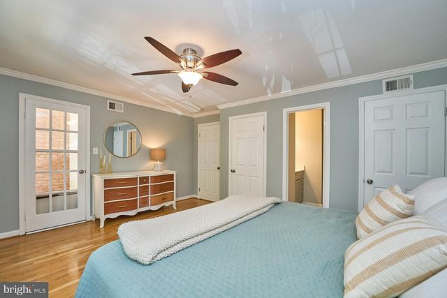 3153 FAIRBURY LN, Fairfax, VA 22031