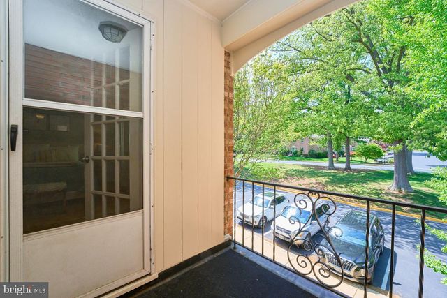 3153 FAIRBURY LN, Fairfax, VA 22031