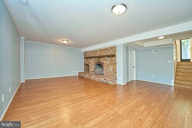 3153 FAIRBURY LN, Fairfax, VA 22031