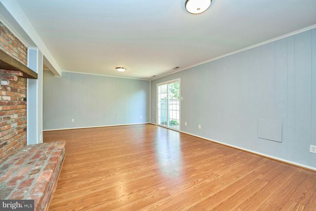 3153 FAIRBURY LN, Fairfax, VA 22031
