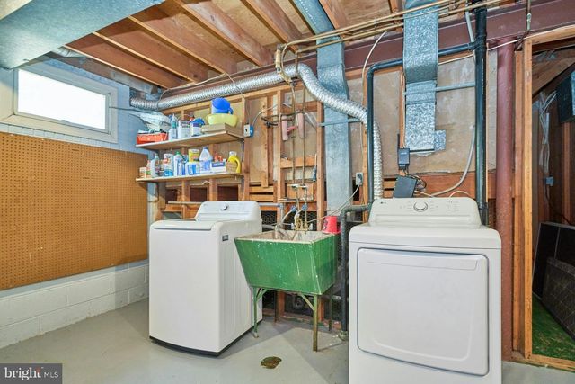 3153 FAIRBURY LN, Fairfax, VA 22031