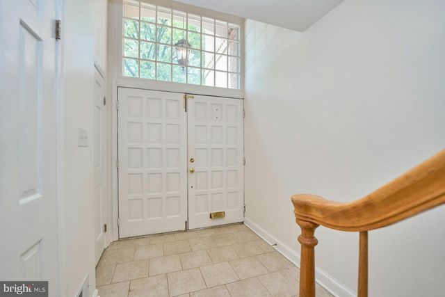 3153 FAIRBURY LN, Fairfax, VA 22031