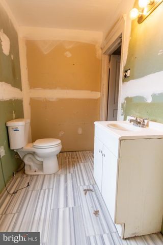 1051 DIAMOND ST, Camden, NJ 08103