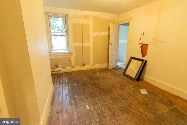 1051 DIAMOND ST, Camden, NJ 08103