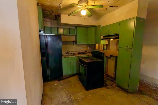 1051 DIAMOND ST, Camden, NJ 08103