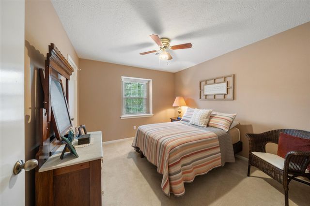 6727 Sutter Park Lane, Houston, TX 77066