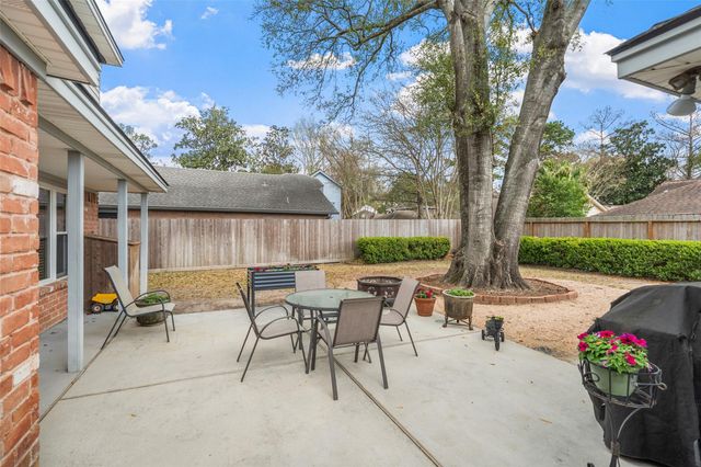 6727 Sutter Park Lane, Houston, TX 77066