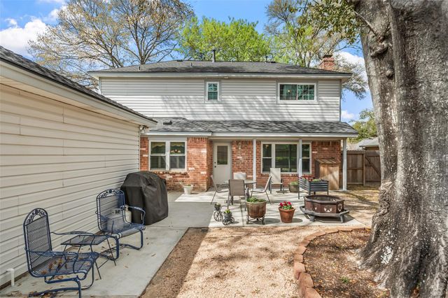 6727 Sutter Park Lane, Houston, TX 77066