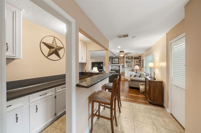 6727 Sutter Park Lane, Houston, TX 77066