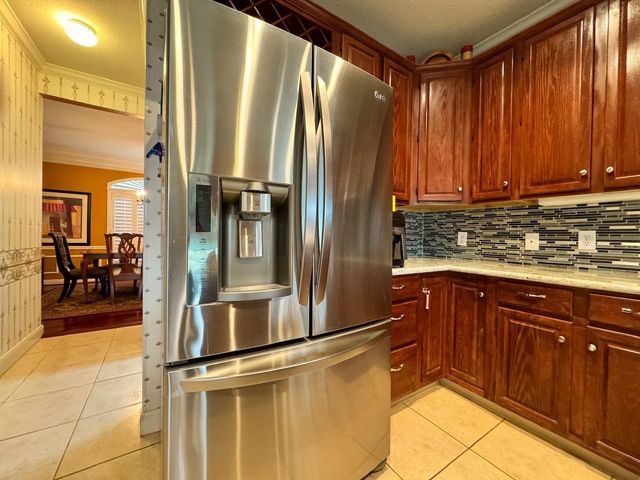 9303 Bent Spur Lane, Houston, TX 77064