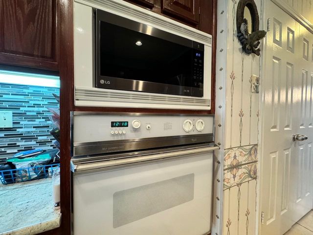 9303 Bent Spur Lane, Houston, TX 77064