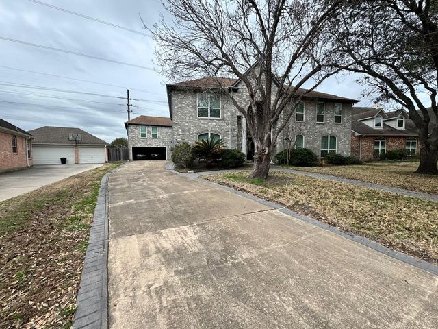 9303 Bent Spur Lane, Houston, TX 77064