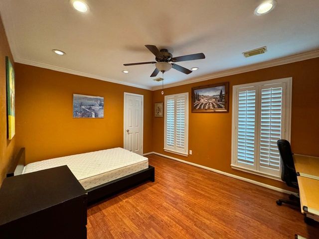 9303 Bent Spur Lane, Houston, TX 77064