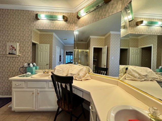 9303 Bent Spur Lane, Houston, TX 77064