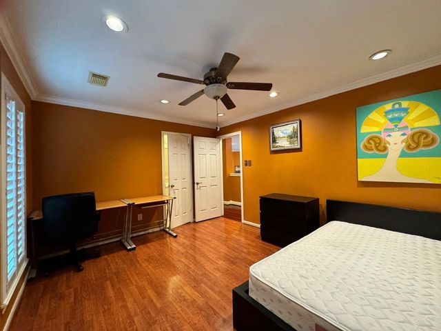 9303 Bent Spur Lane, Houston, TX 77064