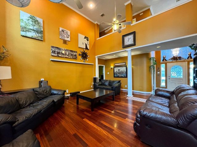 9303 Bent Spur Lane, Houston, TX 77064